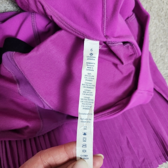 Lululemon City Violet Fuchia Tank Top Size 6 Small Pleated Tennis Pickleball - Picture 6 of 7